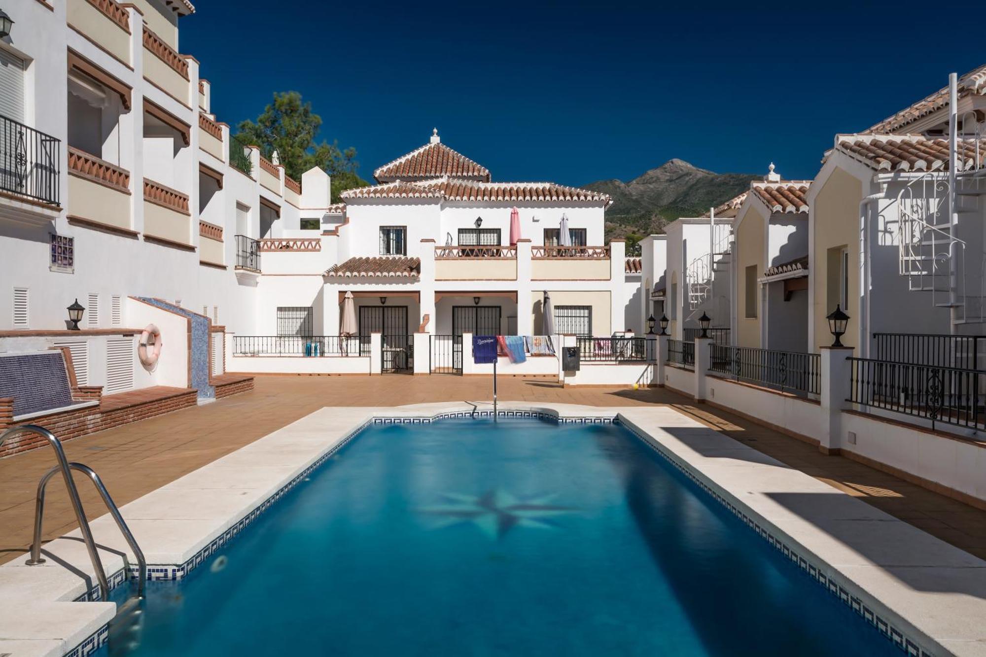 Chimenea Apartment Nerja